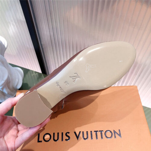 High Quality Luxury Louis Vuitton Logo Boots Women – Style 56227 product detail