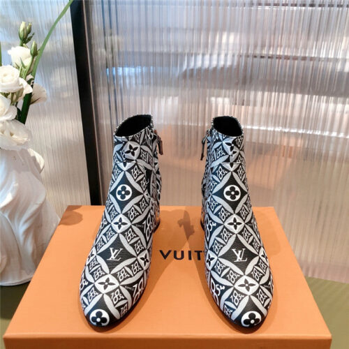 High Quality Luxury Louis Vuitton Logo Boots Women – Style 23459 alternate view