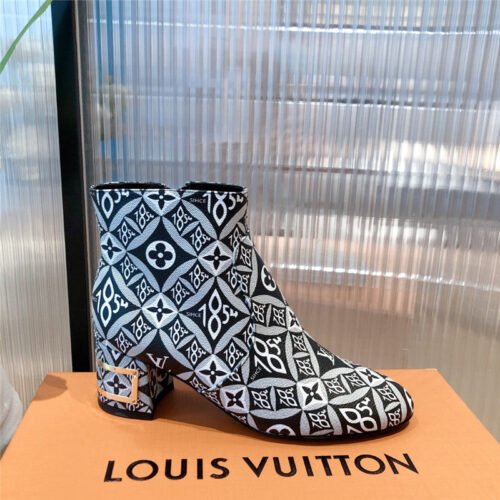 High Quality Luxury Louis Vuitton Logo Boots Women – Style 23459 product detail