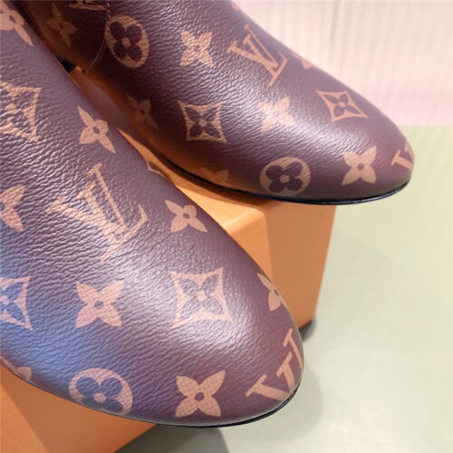 High Quality Luxury Louis Vuitton Logo Boots Women product detail