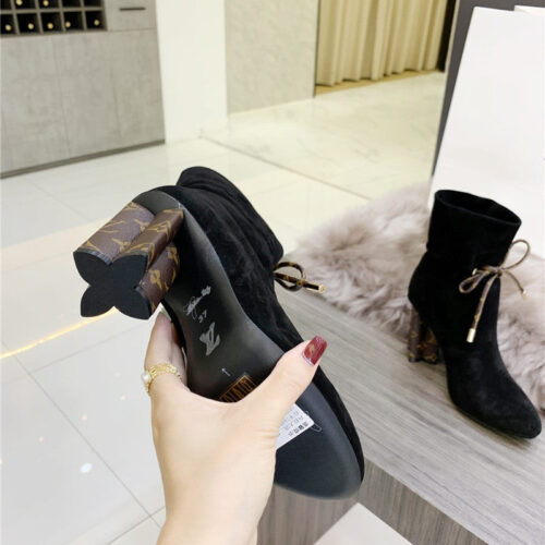 High Quality Luxury Louis Vuitton New Styles Ankle Boots – Style 53859 product detail