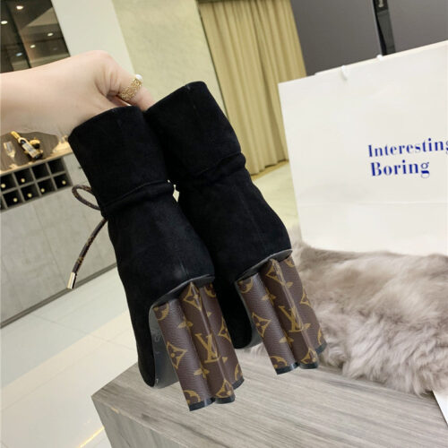 High Quality Luxury Louis Vuitton New Styles Ankle Boots – Style 53859 product detail