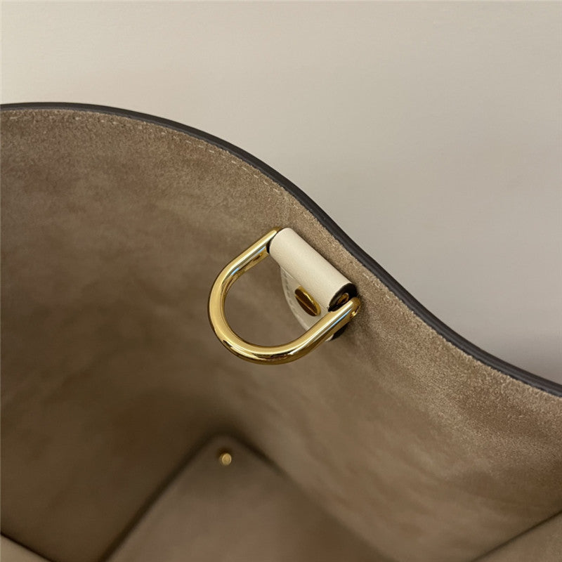 High Quality Luxury Fendi Way Bag Large – Style 32744 product detail
