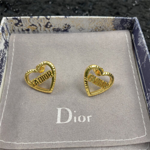 High Quality Luxury Dior Stud Earrings