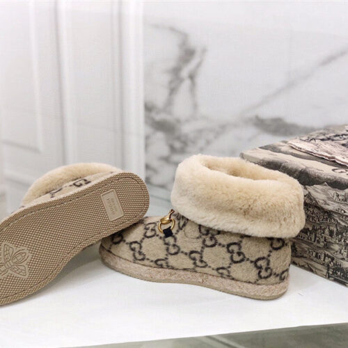 High Quality Luxury Gucci Fur Short Boots – Style 48595 product detail