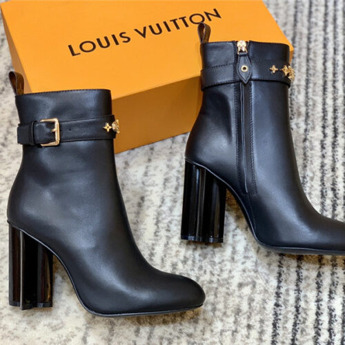 High Quality Luxury Louis Vuitton Leather Boots alternate view