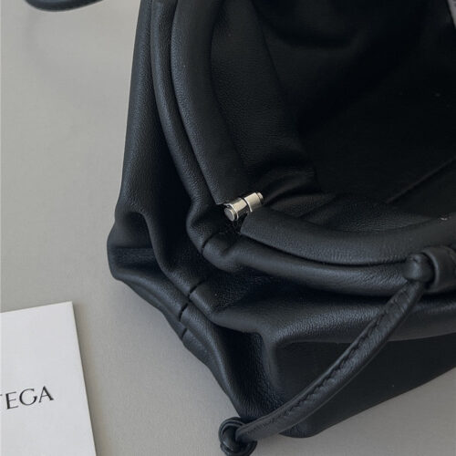 High Quality Luxury Bottega Veneta Small Pouch Bag product detail