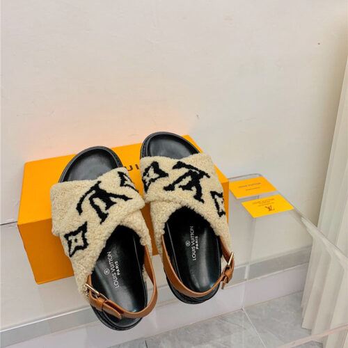 High Quality Luxury LV Cross Plush Slippers Sandals product detail