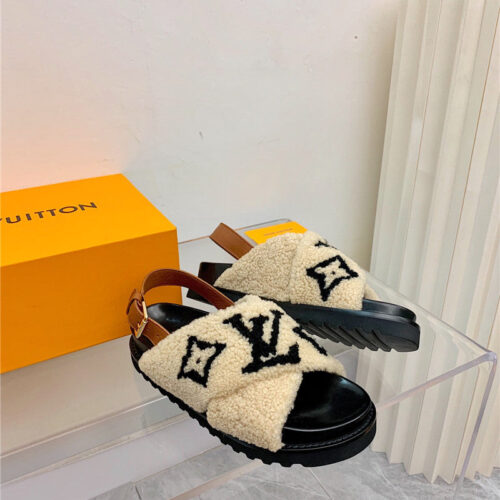High Quality Luxury LV Cross Plush Slippers Sandals product detail