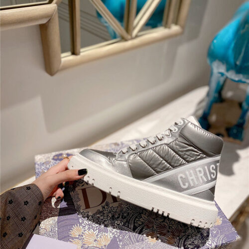 High Quality Luxury Dior High-Top Warmth Sneakers – Style 95206 product detail