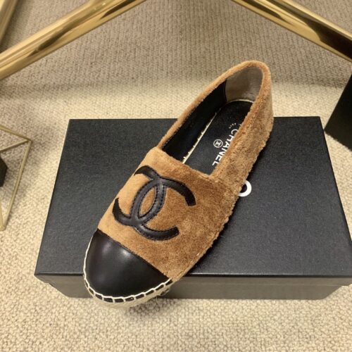 High Quality Luxury Chanel Classic Plush Logo Shoes – Style 43110 product detail