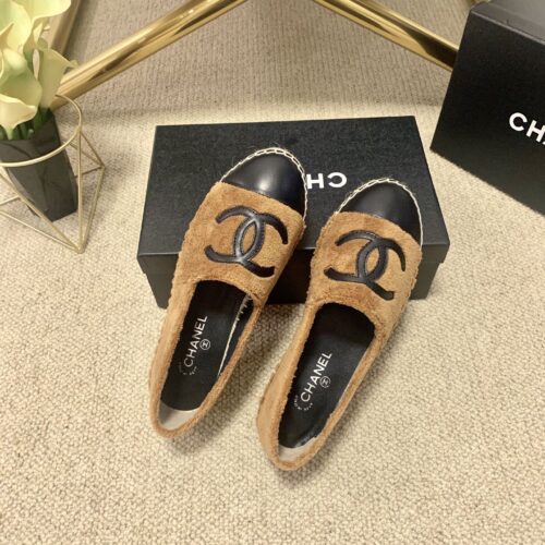 High Quality Luxury Chanel Classic Plush Logo Shoes – Style 43110 product detail