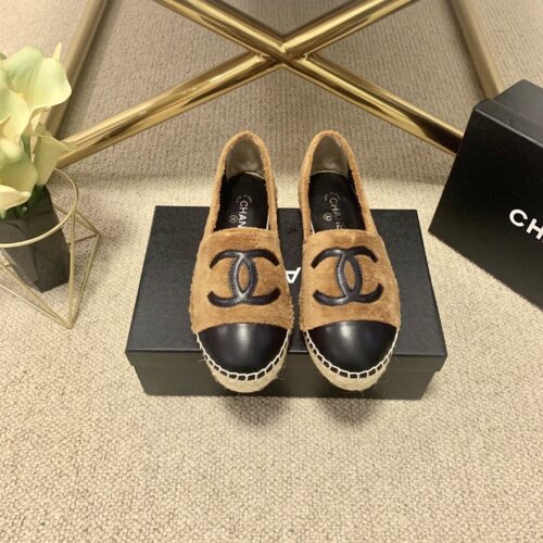 High Quality Luxury Chanel Classic Plush Logo Shoes – Style 43110 product detail