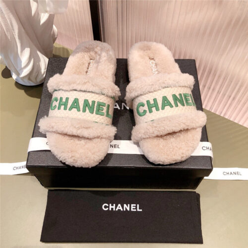 High Quality Luxury Chanel Lamb Wool Slippers alternate view