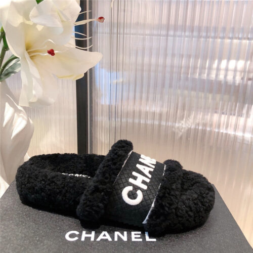 High Quality Luxury Chanel Lamb Wool Slippers – Style 93030 product detail