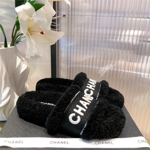 High Quality Luxury Chanel Lamb Wool Slippers – Style 93030 alternate view