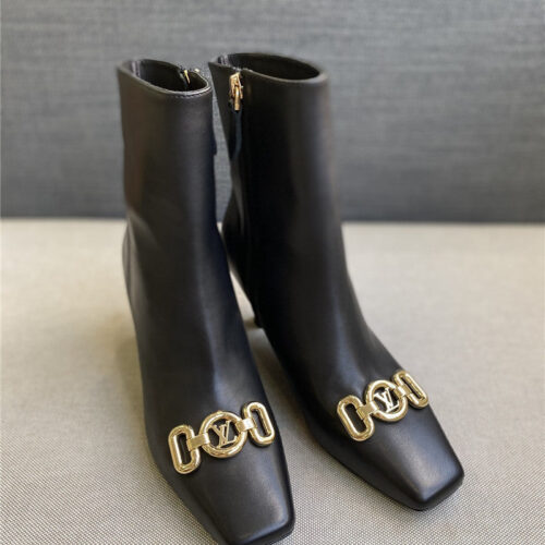 High Quality Luxury Louis Vuitton Rotary Ankle Boots – Style 04707