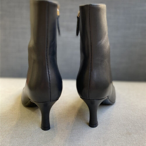 High Quality Luxury Louis Vuitton Rotary Ankle Boots – Style 04707 product detail