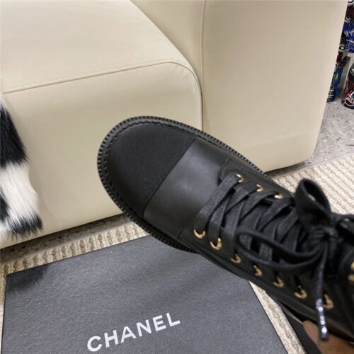 High Quality Luxury Chanel Metal Letter Logo Ankle Boots product detail