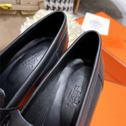 High Quality Luxury Hermes Dauphine Mid Heel Mules – Style 28707 product detail