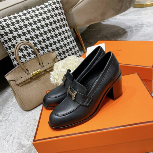 High Quality Luxury Hermes Dauphine Mid Heel Mules – Style 28707 alternate view