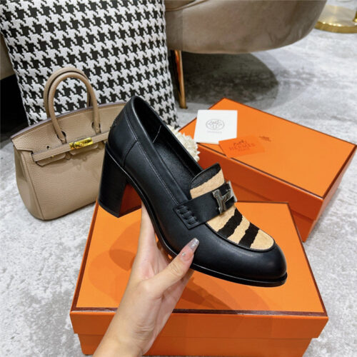 High Quality Luxury Hermes Dauphine Mid Heel Mules – Style 59779 product detail