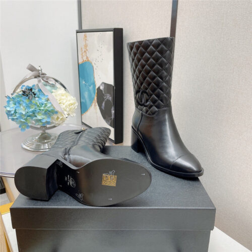 High Quality Luxury Chanel Platform Lace-Up Martin Boots – Style 51334 product detail