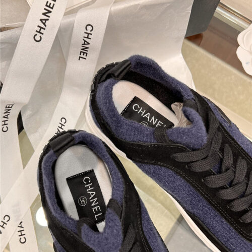 High Quality Luxury Chanel Classic Sneakers – Style 93382 product detail