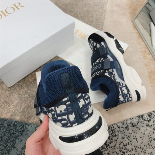 High Quality Luxury Dior D-Wander Sneaker – Style 52774 product detail
