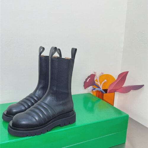 High Quality Luxury Bottega Veneta Cowhide Ankle Boots alternate view