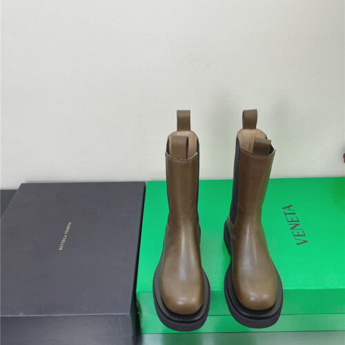 High Quality Luxury Bottega Veneta Cowhide Ankle Boots – Style 28230 product detail