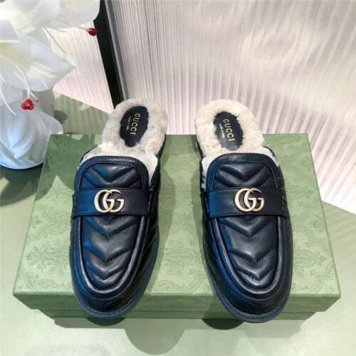 High Quality Luxury Gucci GG Wool Slippers – Style 56883 alternate view
