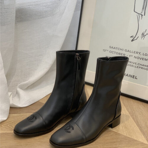 High Quality Luxury Chanel Vintage Ankle Boots – Style 19430 alternate view