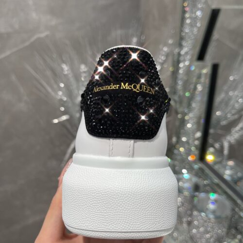 High Quality Luxury Alexander McQueen Couple Sneakers – Style 62659 product detail