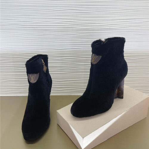 High Quality Luxury Louis Vuitton Rabbit Fur Ankle Boots – Style 91875 product detail