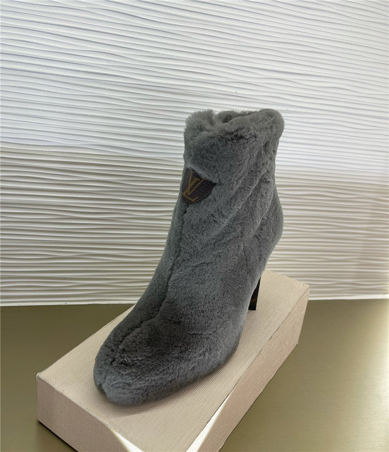 High Quality Luxury Louis Vuitton Rabbit Fur Ankle Boots – Style 36515 product detail