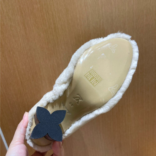 High Quality Luxury Louis Vuitton Rabbit Fur Ankle Boots product detail