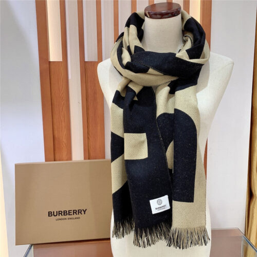 High Quality Luxury Burberry Wool Jacquard Scarf alternate view