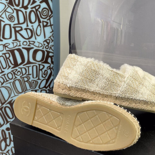 High Quality Luxury Chanel Fur Fisherman Shoes – Style 37446 product detail