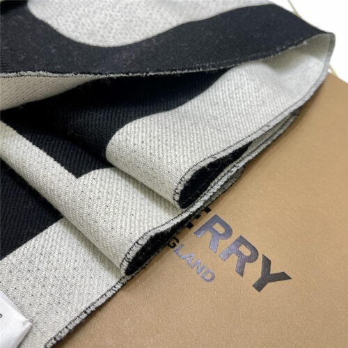 High Quality Luxury Burberry Wool Jacquard Scarf – Style 24651 product detail
