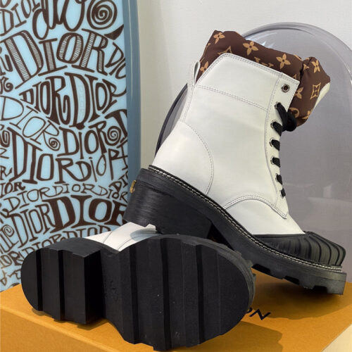 High Quality Luxury Louis Vuitton Shell Toe Ankle Boots – Style 03299 product detail