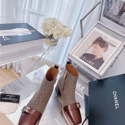 High Quality Luxury Chanel Vintage Ankle Boots – Style 50502 alternate view