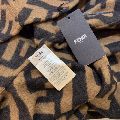 High Quality Luxury Fendi FF Classic Pattern Cashmere Cloak product detail