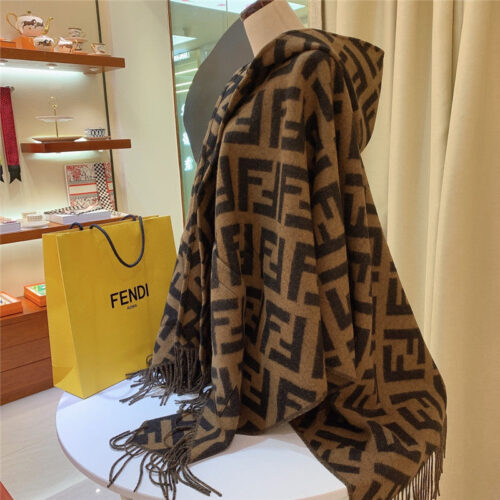 High Quality Luxury Fendi FF Classic Pattern Cashmere Cloak alternate view