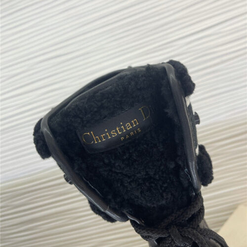 High Quality Luxury Dior Latest Catwalk Models Martin Boots – Style 18374 product detail
