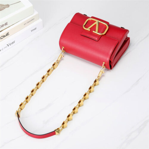 High Quality Luxury Valentino Garavani Stud Sign Shoulder Bag – Style 03738 product detail