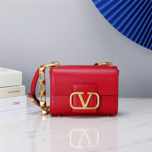 High Quality Luxury Valentino Garavani Stud Sign Shoulder Bag – Style 03738