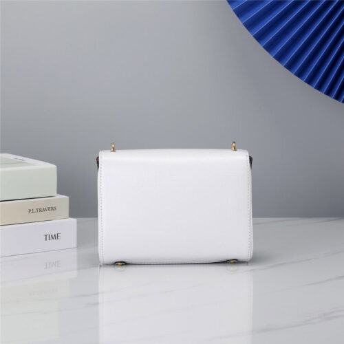 High Quality Luxury Valentino Garavani Stud Sign Shoulder Bag alternate view