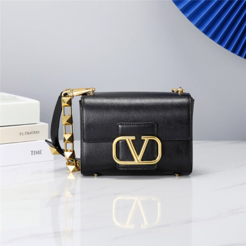 High Quality Luxury Valentino Garavani Stud Sign Shoulder Bag – Style 03732