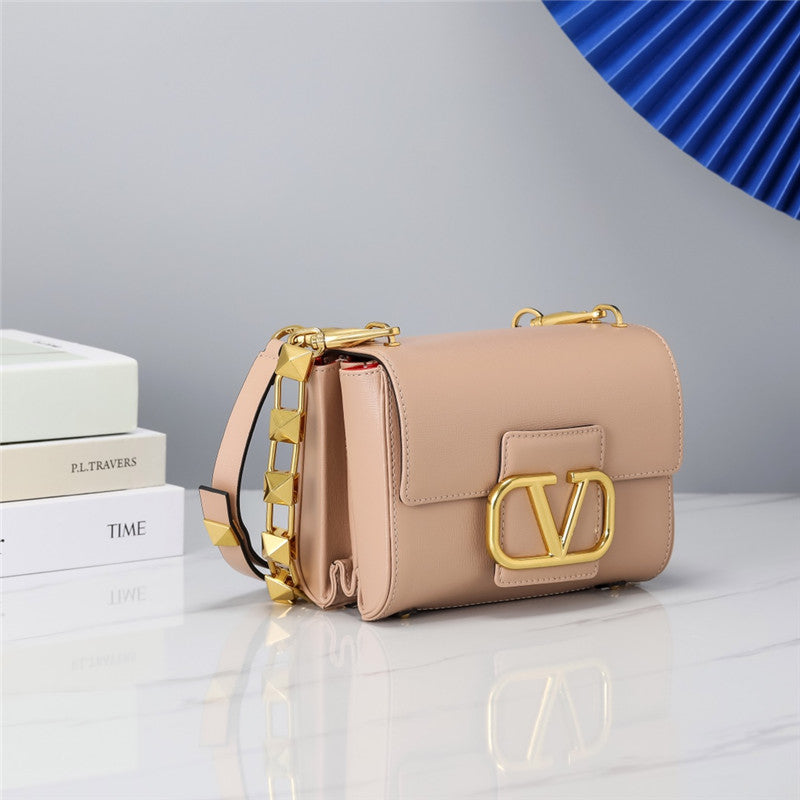 High Quality Luxury Valentino Garavani Stud Sign Shoulder Bag – Style 03731 product detail